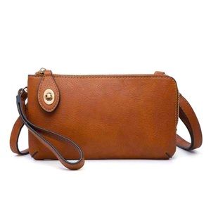 NWT Brown Twistlock Wristlet Crossbody